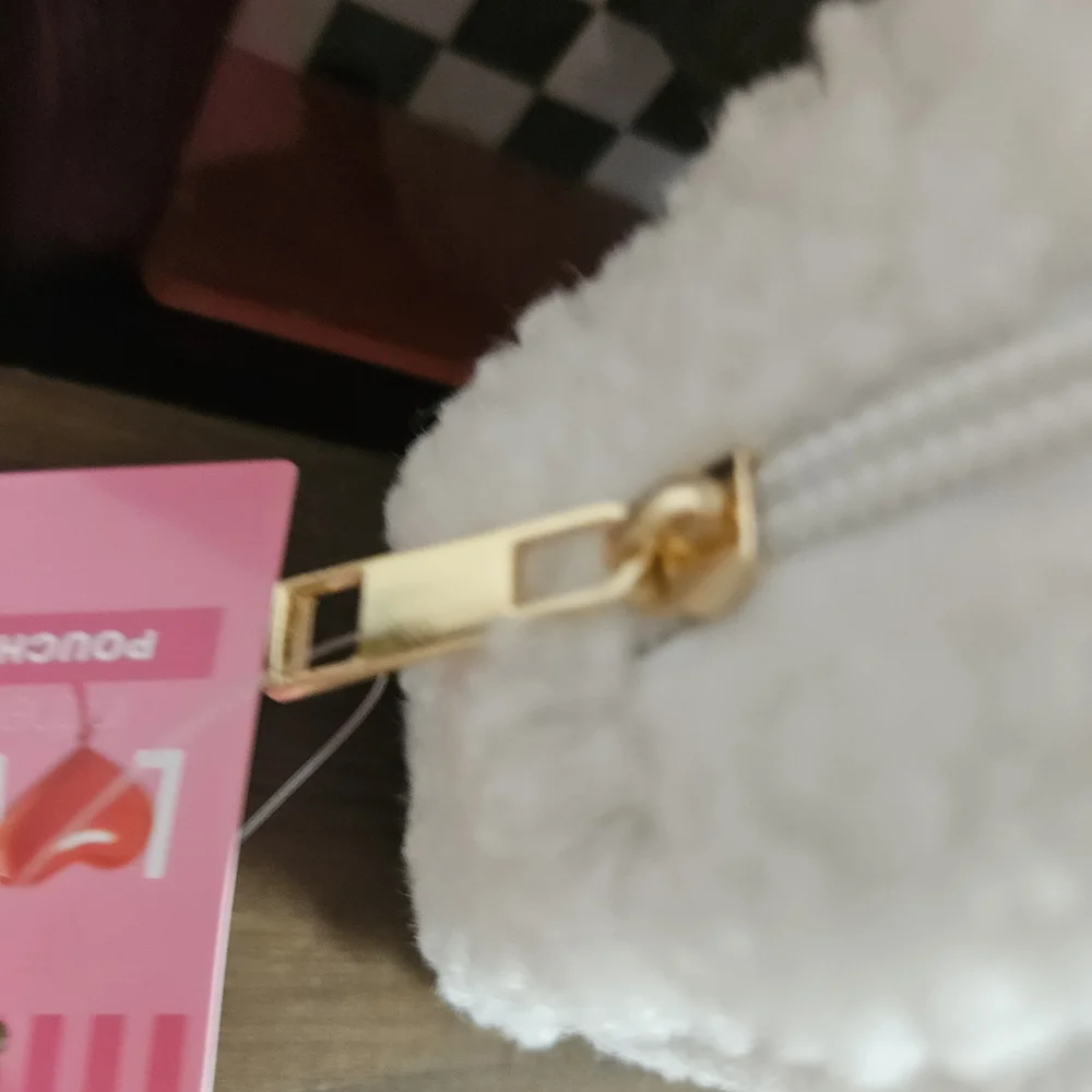 Heart Design White Pouch NWT